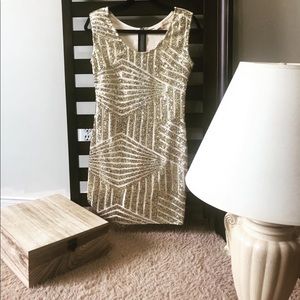 Beige/Golden party dress